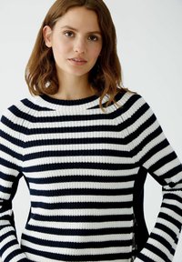 Oui RUBI - Strickpullover - dark blue white