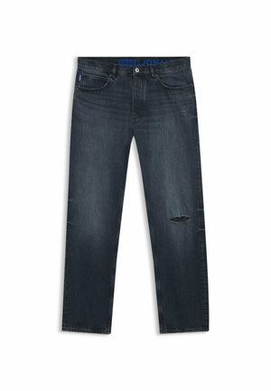 Donkere blauwe denim jeans met een rechte pijpvorm, voorzien van subtiele slijtage en een gebrandmerkte blauwe tailleband. Minimalistisch ontwerp.