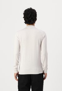 KARL LAGERFELD TURTLE NECK - Pulóver - sand
