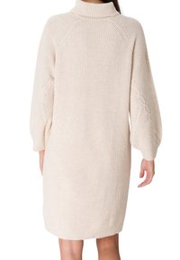 zero Robe pull - beige