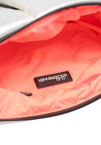 CLIO GOLDBRENNER CITIZEN - Handtas - white