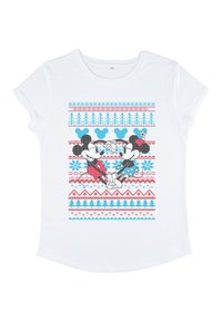 Biała koszulka z kolorowym graficznym wzorem przedstawiającym Miki i Minnie Mouse na tle świątecznego wzoru w kolorze czerwonym, niebieskim i czarnym.