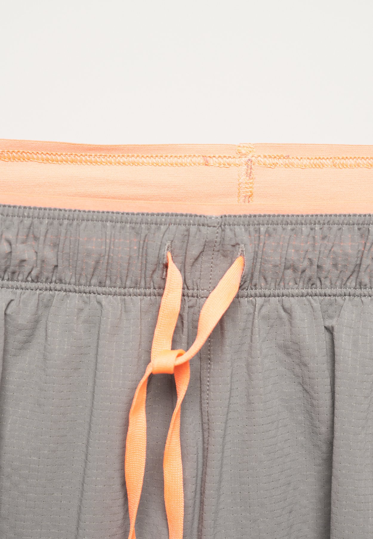 Kurze Sporthose