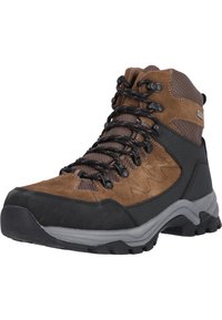Bruine wandelschoen van suede en synthetische materialen, met een gestructureerde bovenkant, versterkte neus, zwarte rubberen zool en metalen vetersluitingen.
