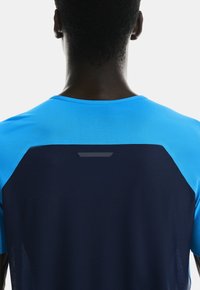 On PERFORMANCE - Sportiniai marškinėliai trumpomis rankovėmis - malibu   navy