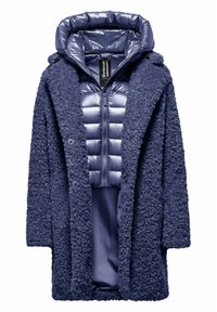 Marineblauwe pufferjas met een gestructureerde, fluffy buitenkant en een glanzende, gevoerde binnenkant. Bevat een hoge kraag en drukknoopsluiting.