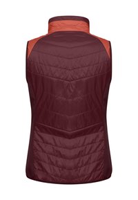 Bordeauxrood en oranje puffervest met een hoge kraag; heeft chevronstiksels en een buitenlaag van glad, lichtgewicht materiaal.