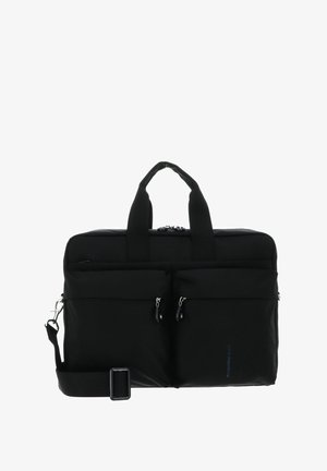 Sacoche noire pour ordinateur portable en tissu texturé, avec deux poches avant zippées, une poignée supérieure et une bandoulière réglable.