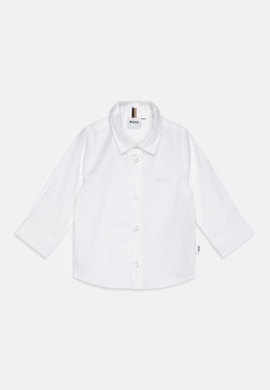 Weißes Langarmhemd aus Baumwolle, mit einem Knopfverschluss vorne, einem klassischen Kragen und dezentem Logo-Stick auf der Brust.