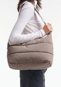 GOT BAG PUFFER SQUARE - Tote bag - oyster