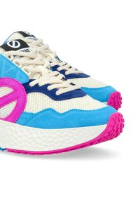 No Name BASKETS CARTER JOGGER - Sneakers basse - bleu