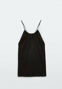 Camisole noire en tissu léger, dotée de fines bretelles ajustables et d'un encolure froncée avec une texture subtile.