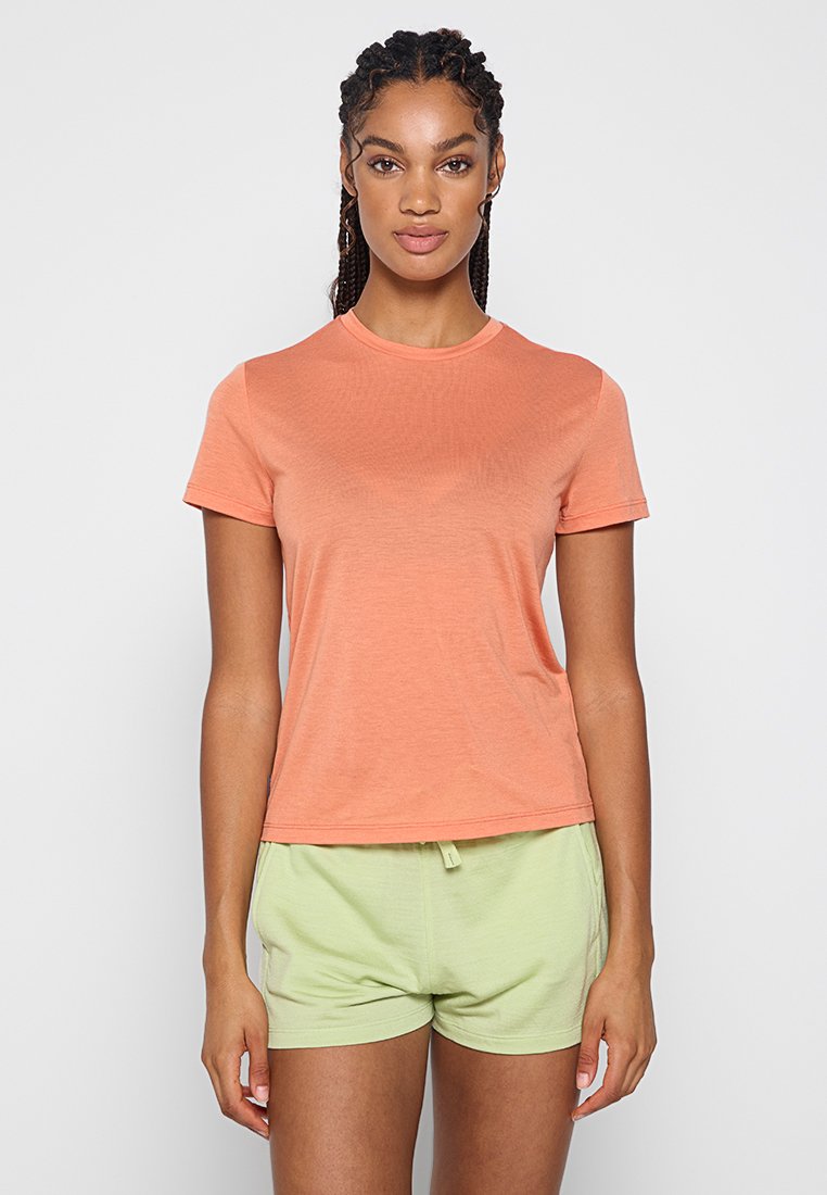 Icebreaker T-shirt basic abrikoos Icebreaker T-shirt basic abrikoos