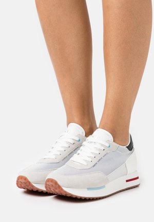 HAZEL - Zapatillas - bright white