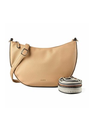 Beige Lederschultertasche mit verstellbarem Riemen, schwarzer Kante und zusätzlichem gewundenem Stoffriemen mit braunen, schwarzen und weißen Mustern.