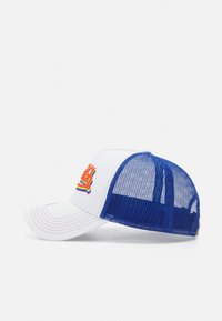 Von Dutch TRUCKER NEWARK - Cap - white/ rainbow