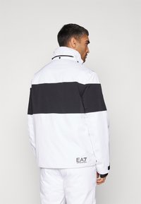 EA7 Emporio Armani KITZBUHEL COLORBLOCK JACKET - Veste de ski - white