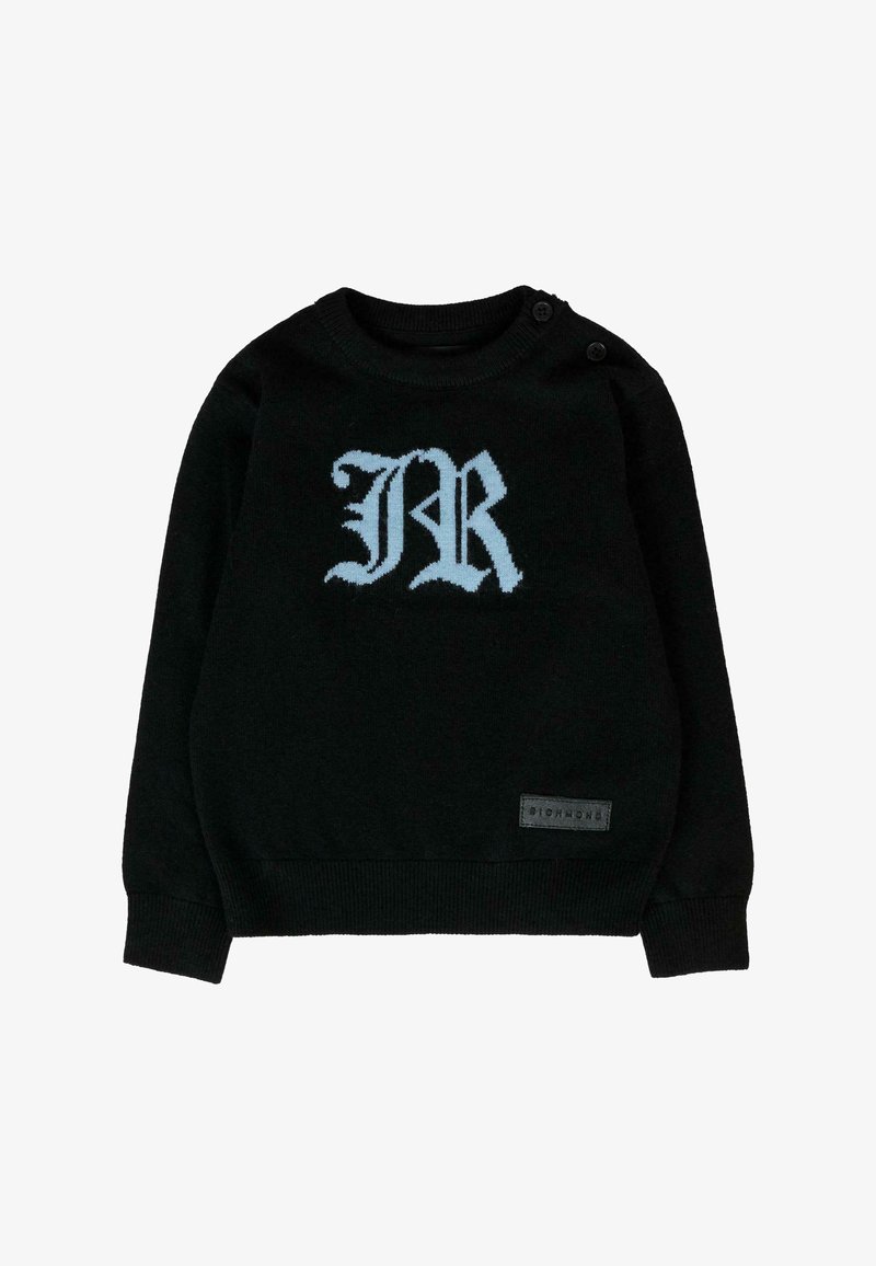 Maglione lavorato a maglia nero con un logo "JR" blu chiaro sul davanti e un piccolo etichetta nera sul bordo inferiore. Collo a giro con dettagli a bottoni.