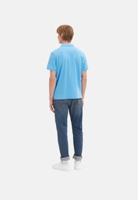 TOM TAILOR BASIC WITH CONTRAST - Poloshirts - hellblau