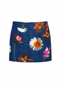Denim mini hame, jossa on kukkakuosi sinisellä taustalla ja erilaisia värikkäitä kukkia, kuten vaaleanpunaisia, oransseja ja valkoisia. Hameessa on sileä pinta.
