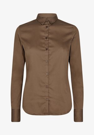 Chemise marron à manches longues, col classique et sept boutons sur le devant, coupe cintrée avec poignets simples.