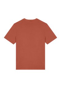 Roestkleurig T-shirt met een ronde hals en korte mouwen, gemaakt van zachte stof, heeft een effen achterkant zonder patronen of accenten.