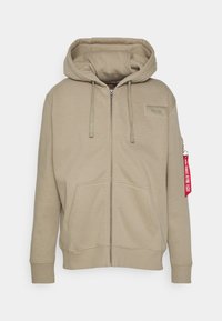 Unselected, vintage sand