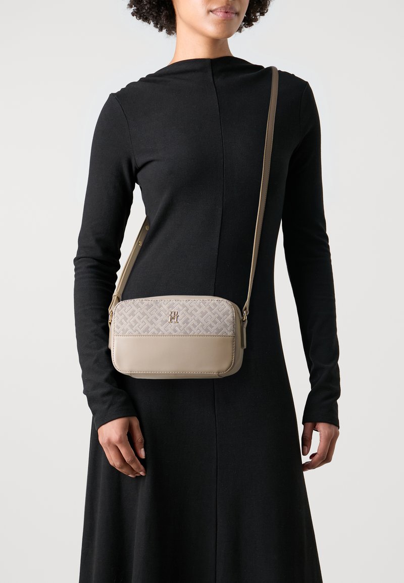 Tommy Hilfiger - Torba na ramię