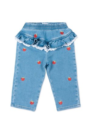 Pantaloni azzurri per bambini con vita elastica, sovrapposizione a gonna arricciata e stampe di fragole rosse sparse sul tessuto.