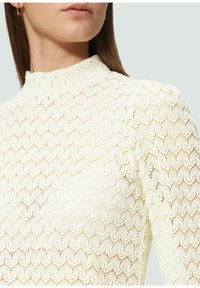 QS - Sweter