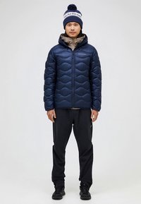 Peak Performance HELIUM HOOD - Piumino - dunkelblau