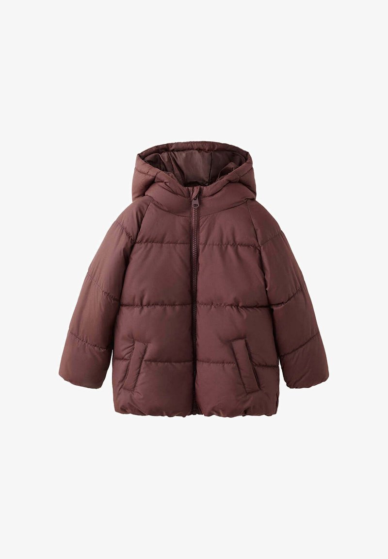 Veste d'hiver matelassée marron pour enfants avec capuche, fermeture éclair frontale et deux poches avant, conçue pour la chaleur et le confort.