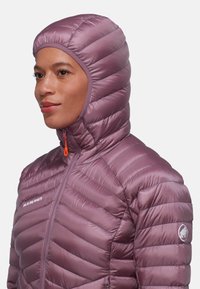 Mammut BROAD PEAK HOODED  - Gewatteerde jas - flux black