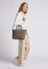 Lazarotti BOLOGNA - Bolso de mano - taupe