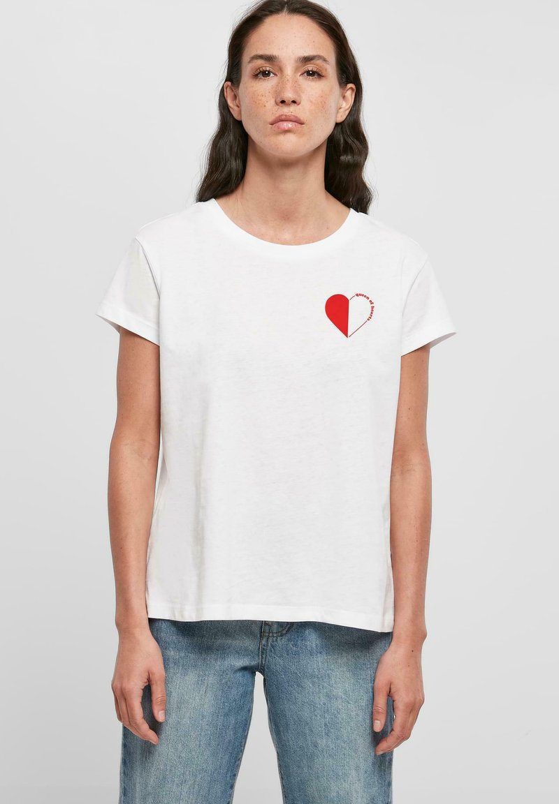 Mister Tee - QUEEN OF HEARTS - Apdrukāts T-krekls - white, Palielināt