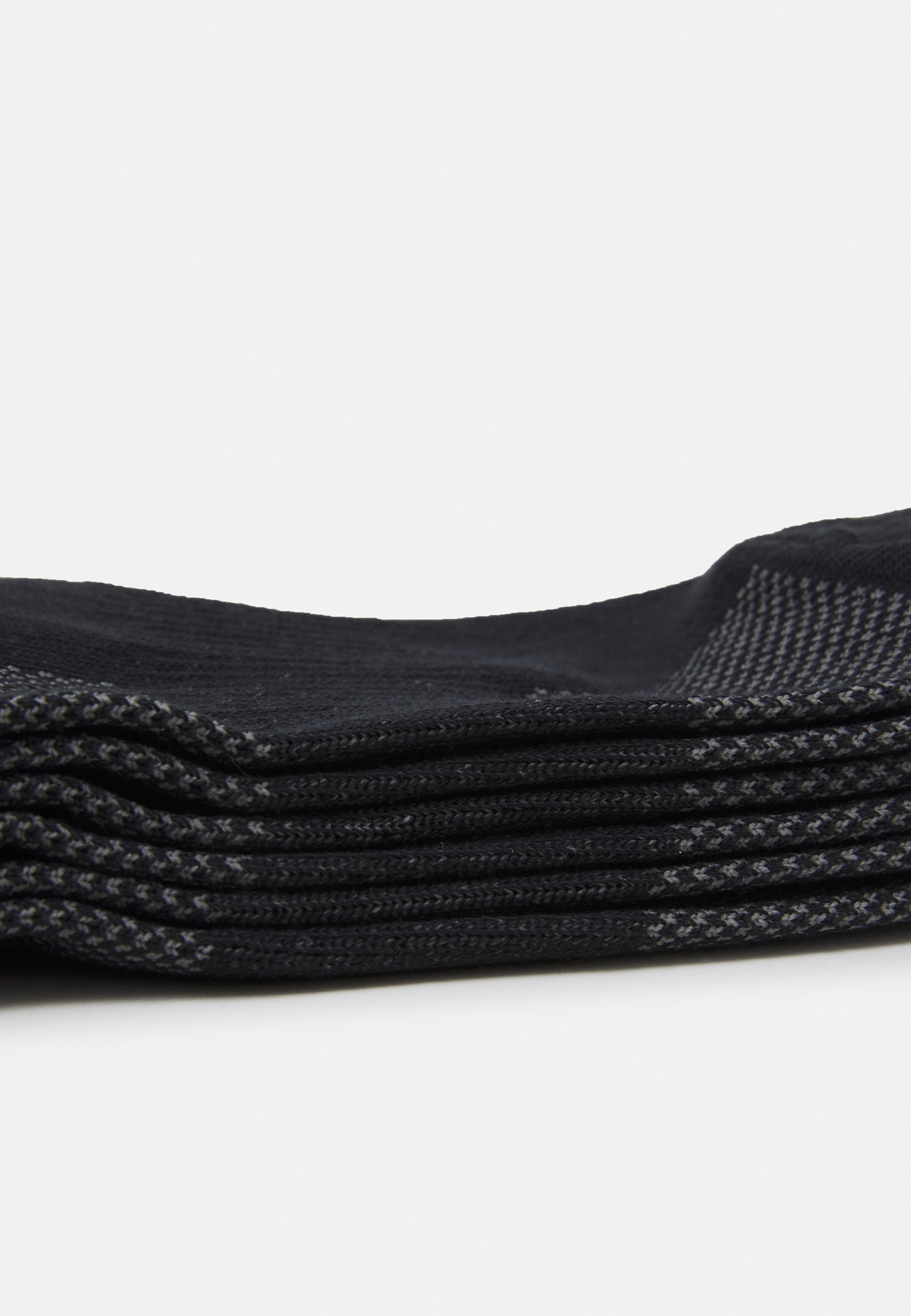 Men LOW CUT SOCK 3 PACK UNISEX - Trainer socks Men LOW CUT SOCK 3 PACK UNISEX - Trainer socks