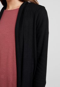 Noisy May Kofta - black