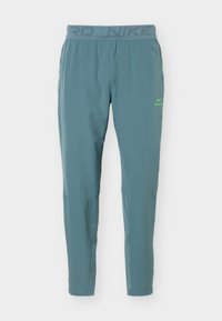 Επιλέχθηκε, mineral slate/green strike