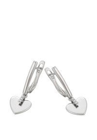 Zilverkleurige hartvormige oorbellen met een gladde oppervlakte, voorzien van een kleine kristalaccent op de scharnier voor extra detail.