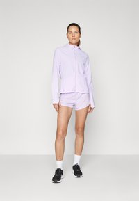 Nike Performance SWIFT  - Løbejakker - lilac bloom/reflective silv