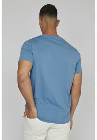 Matinique JERMALINK - Jednoduché tričko - captain's blue