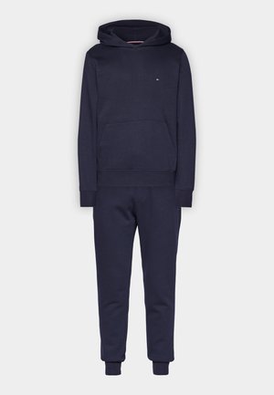 Tommy Hilfiger FLAG LOGO - Treniņtērps - desert sky