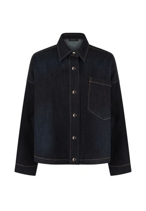 Veste en denim noire avec boutons-pression argentés, col pointu, manches longues et une seule poche poitrine avec surpiqûres contrastantes.