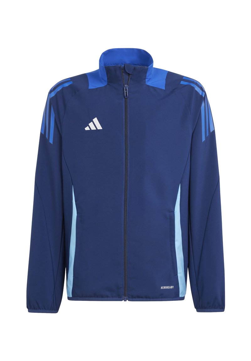 Marineblaues Zip-Jackett mit hellblauen Akzenten, ausgestattet mit drei schrägen Streifen auf den Schultern und einem "AEROREADY"-Label an der Unterseite.