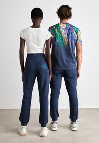 Carlo Colucci JOGGER UNISEX - Træningsbukser - navy