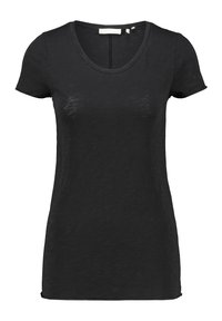 Zwarte T-shirt met korte mouwen en een ronde hals, gemaakt van een lichte, iets gestructureerde stof; heeft een rechte zoom en subtiele stiksels.