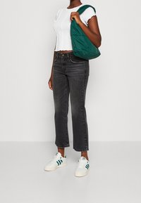 Levi's® Vaqueros bootcut - black denim