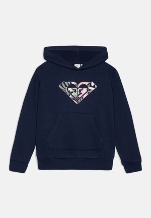 Sweat à capuche bleu marine avec poche kangourou devant et un logo en forme de cœur présentant des motifs de feuilles tropicales pastel.