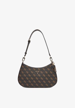 Borsa Guess nera e marrone con motivo a fantasia, tracolla regolabile e targhette in metallo con marchio attaccate alla cerniera.