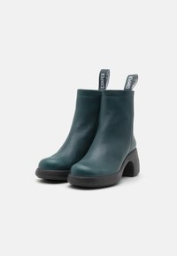 Camper THELMA - Gležnjače - dark green